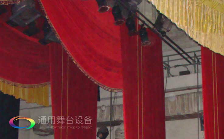 提升舞臺美感設計、增強舞臺透視！寬幅平紋細布橫側阻燃幕布