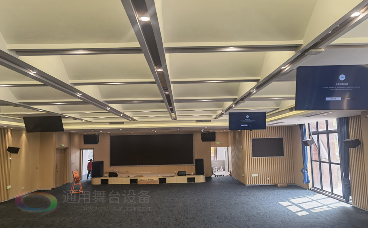 科技賦能，匠心筑造 通用舞臺承建南京某學院報告廳即將圓滿交付，打造現代化多功能學術殿堂